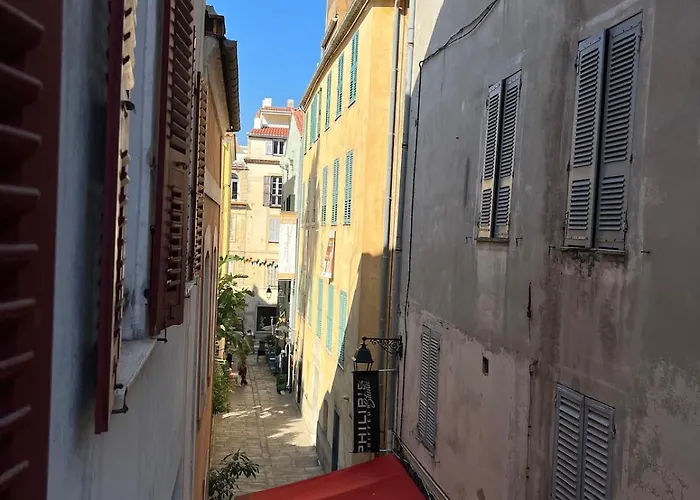 Centre Historique アパート アジャクシオ